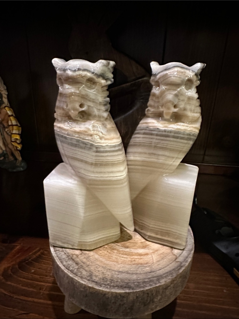 Hand-Carved Onyx Owl Sculpture Pair - White and Cream